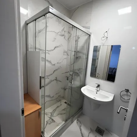 Secret View Modern Cozy Urban Garden Apartment Skopje